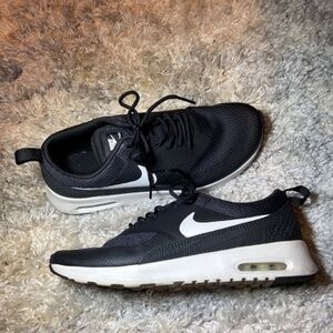 Nike Air Max Thea 'Black White'